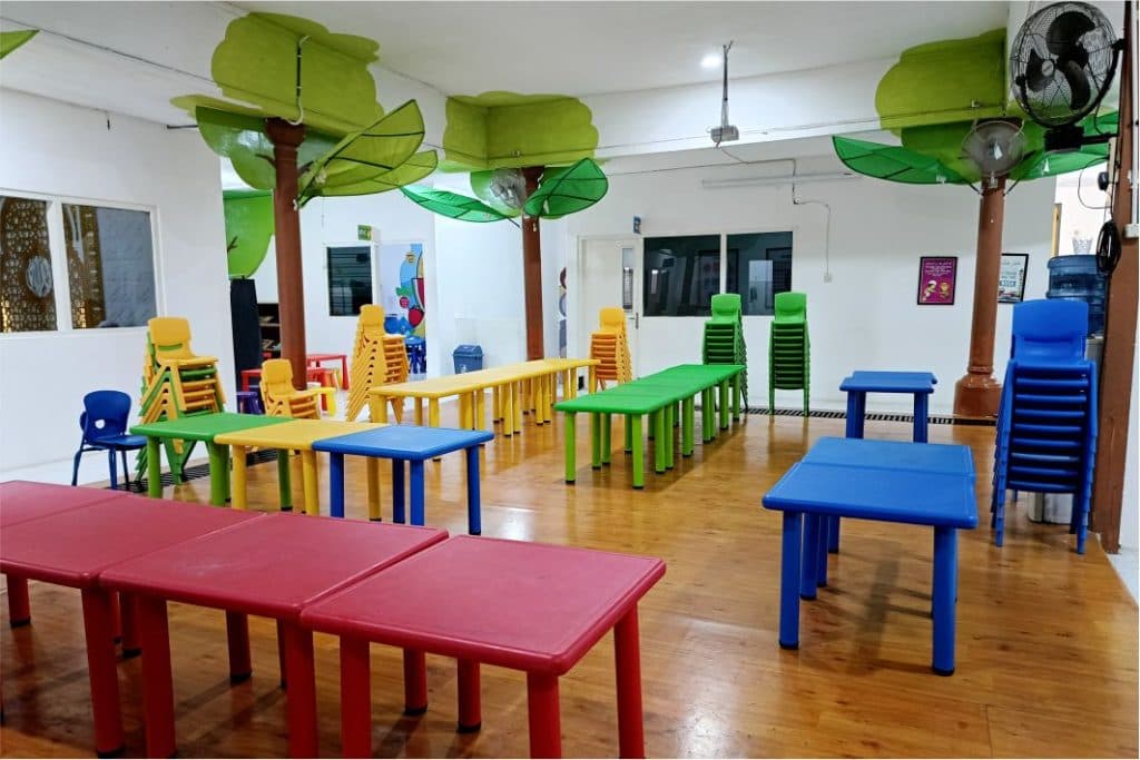 Little Camel Campus Tour 7